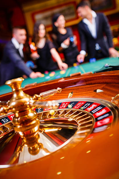 olxtoto heylink app showing live blackjack and roulette tables